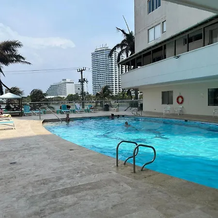 3tc6 Apartamento De 3 Alcobas Cerca Al Mar Con Vista Aire Acondicionado Y Wifi Cartagena